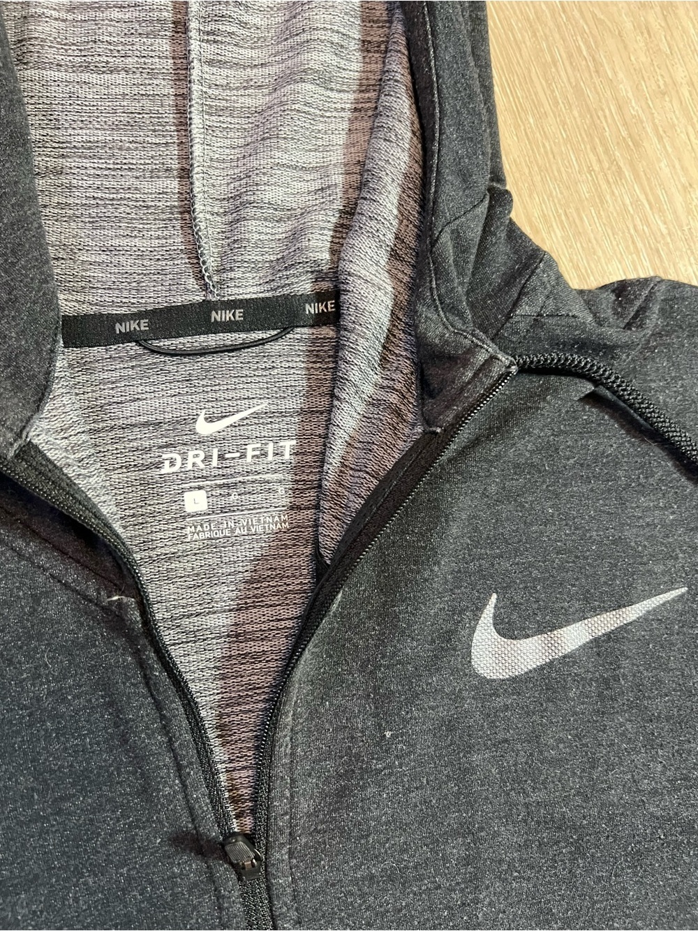 Nike Men’s Size Large Charcoal Full-Zip Dri-FIT Hoodie - Picture 3 of 7